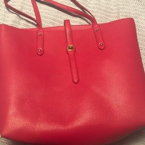 Cosmetic bag in tote. “Kangaroo bag”